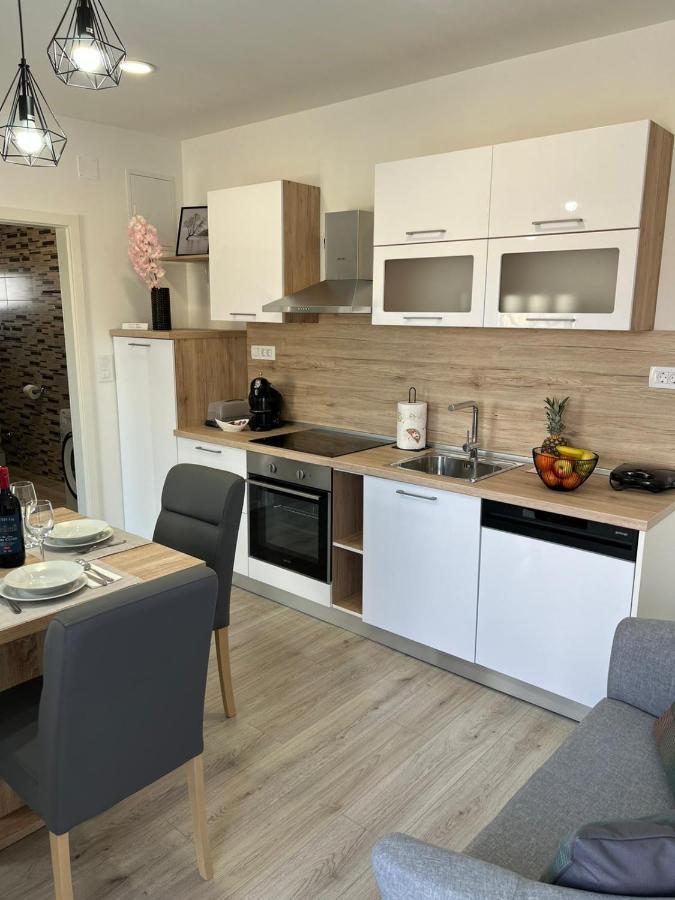 Appartamento Apartman Ana Crno Esterno foto