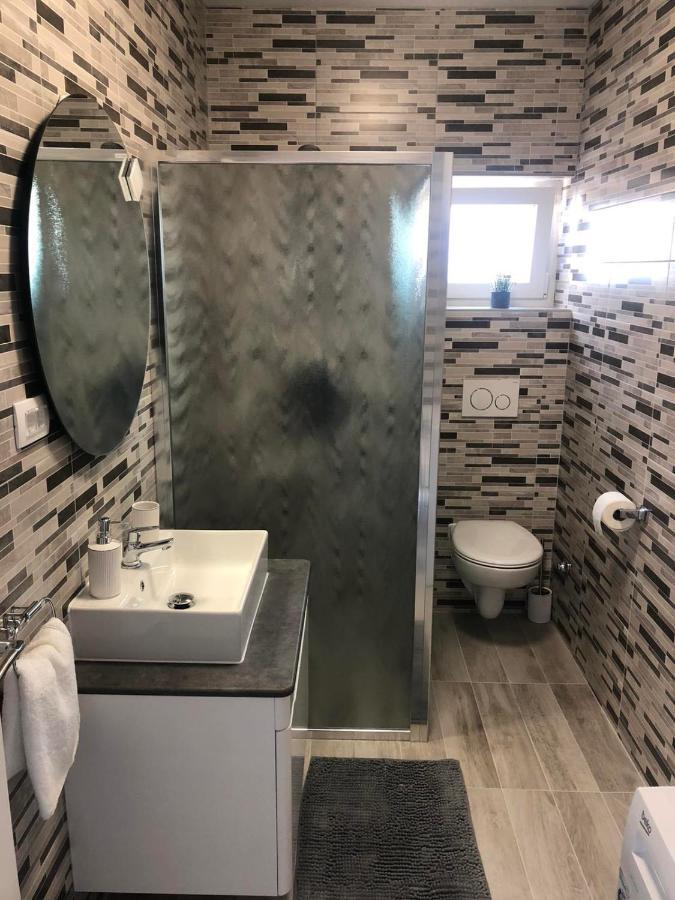 Appartamento Apartman Ana Crno Esterno foto