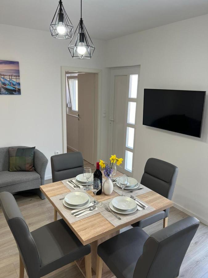 Appartamento Apartman Ana Crno Esterno foto
